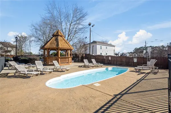 836 W GLENN AVE, Auburn, AL 36830