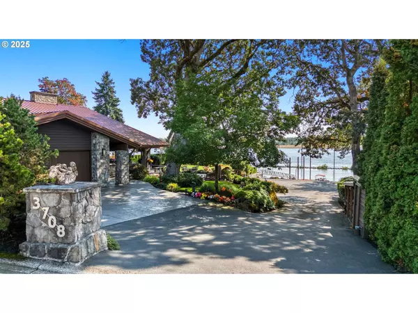 3708 SE 139TH AVE, Vancouver, WA 98683