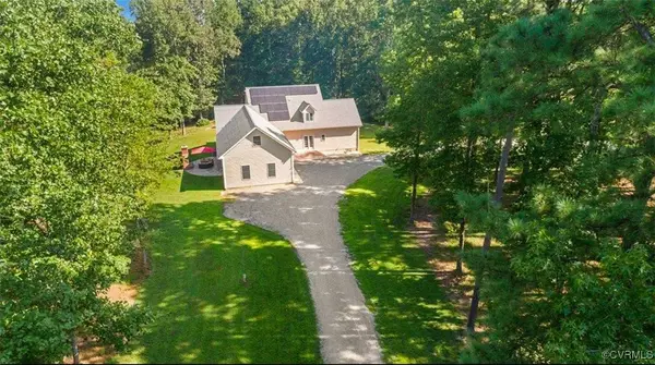 25 Cow Shed RD, Lancaster, VA 22503