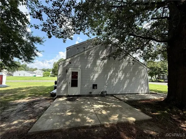 1034 Aubuchon RD, Henrico, VA 23223