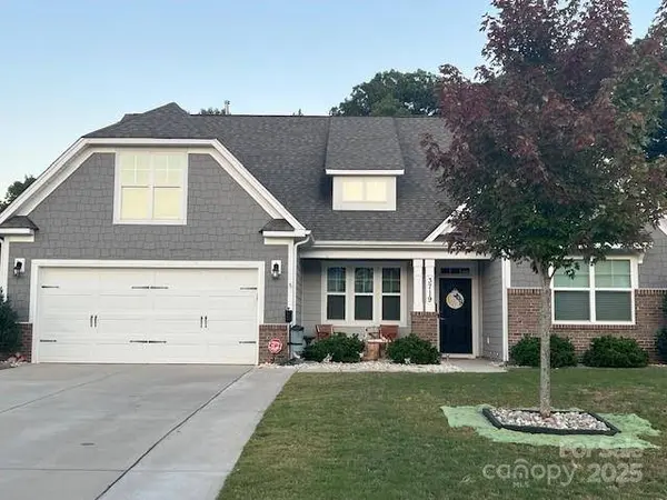 3719 Lenox LN, Denver, NC 28037