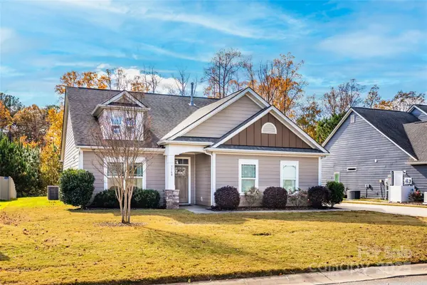 3168 Delaware DR, Denver, NC 28037