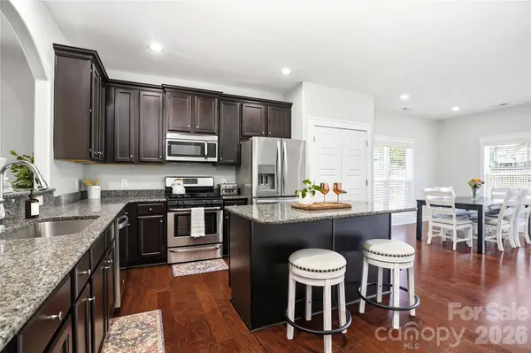 3157 Delaware DR, Denver, NC 28037