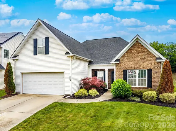 1016 Reigate RD #104, Charlotte, NC 28262