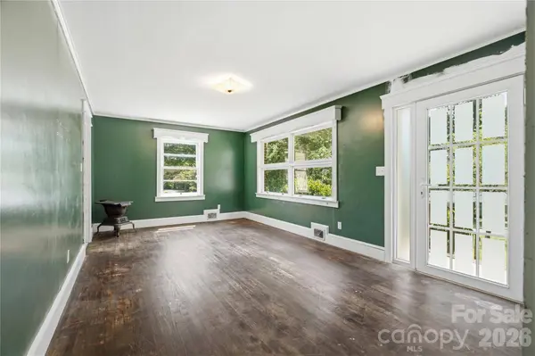 307 Dutchman AVE, Mount Holly, NC 28120