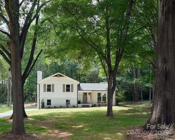6115 Southern LN, Salisbury, NC 28147