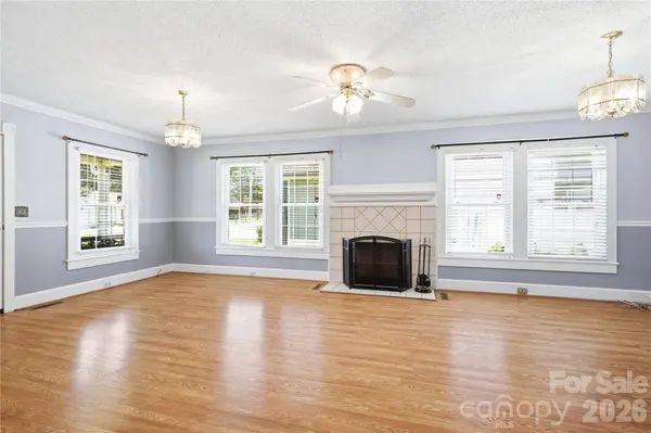 1020 W C ST, Kannapolis, NC 28081