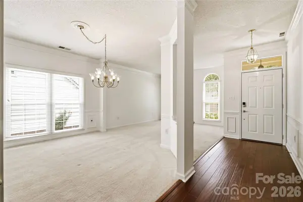 2604 Lamp Post LN, Kannapolis, NC 28081