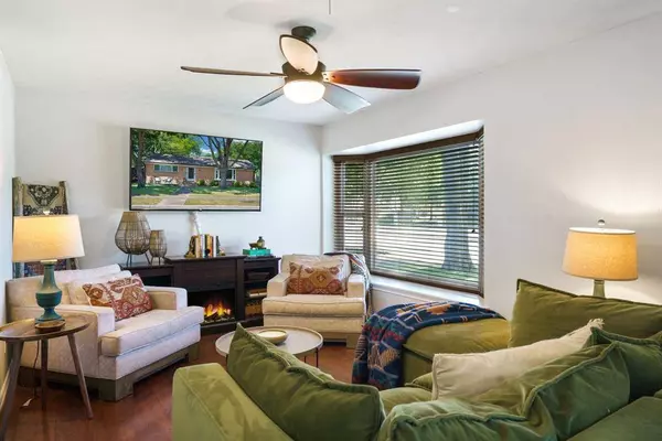 204 S Grove Road, Richardson, TX 75081