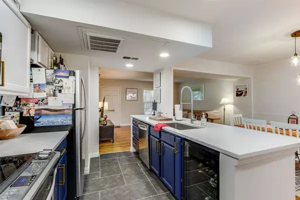 6345 Bordeaux Avenue, Dallas, TX 75209