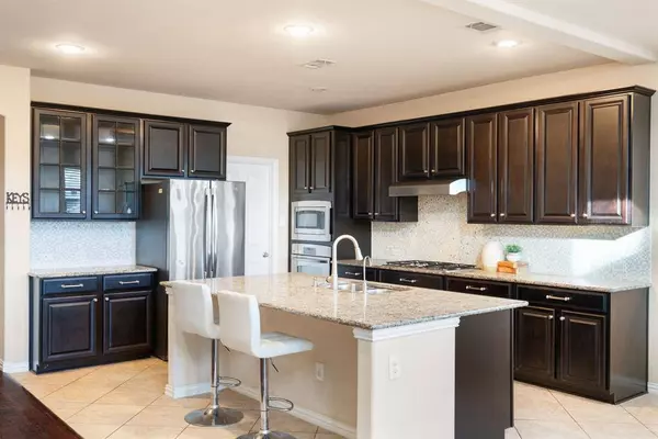 1009 Chickasaw Drive, Carrollton, TX 75010