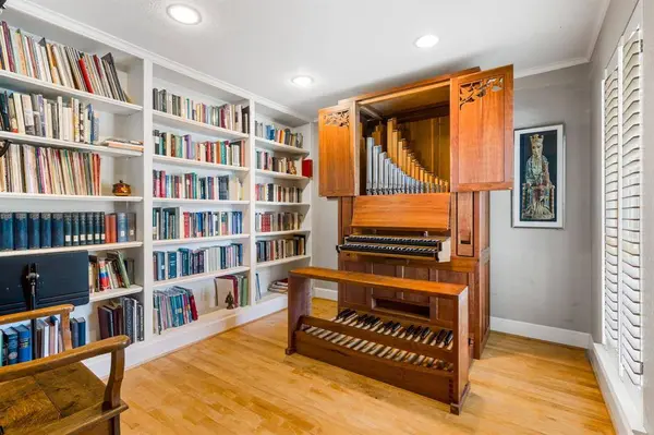 422 Ridge Crest Drive, Richardson, TX 75080