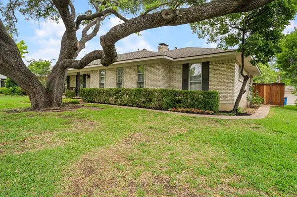 7731 La Sobrina Drive, Dallas, TX 75248