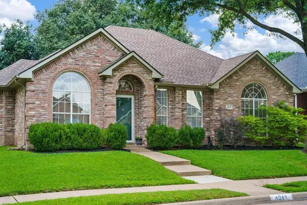 4049 Brazos Drive, Carrollton, TX 75007