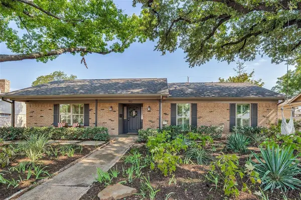 912 Vinecrest Lane, Richardson, TX 75080
