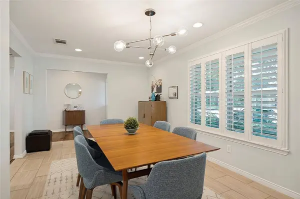912 Vinecrest Lane, Richardson, TX 75080