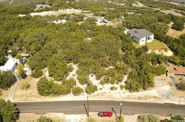 280 SCENIC HILLS DR, Canyon Lake, TX 78133