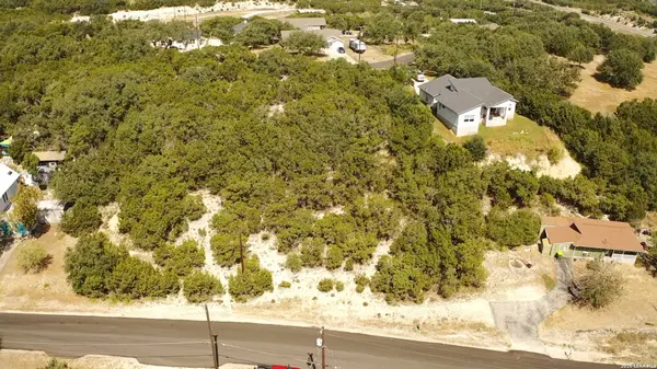 280 SCENIC HILLS DR, Canyon Lake, TX 78133