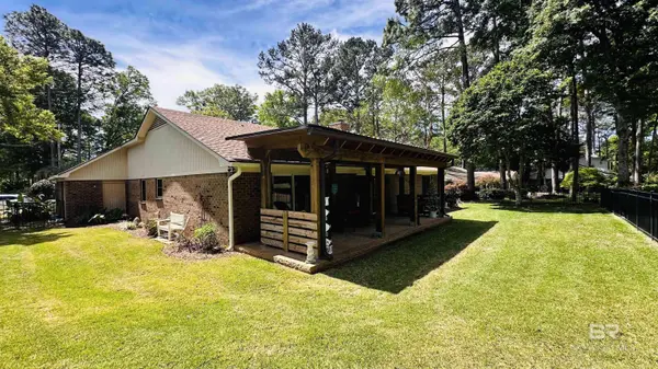 107 Ferncliff Circle, Daphne, AL 36526