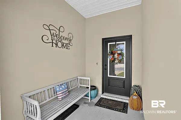 17084 Delta Avenue, Robertsdale, AL 36567
