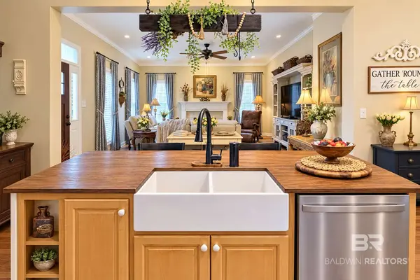 10152 Papas Street, Daphne, AL 36526