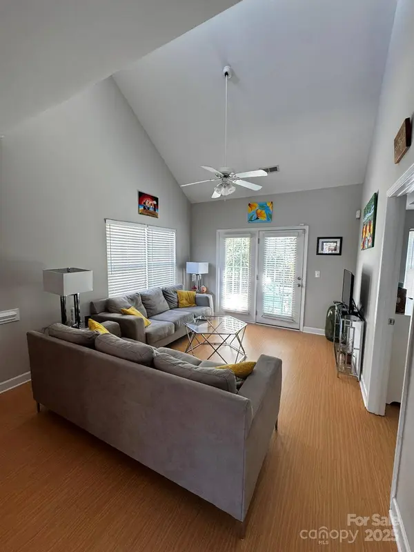 347 Valley Brook LN SE, Concord, NC 28025