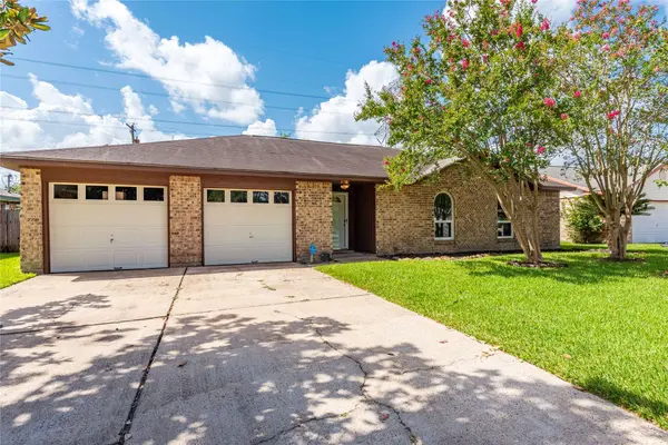 2201 Kingsway DR, League City, TX 77573