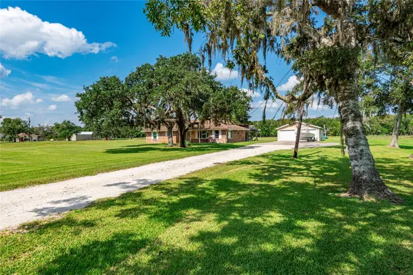 3349 County Road 580, West Columbia, TX 77486