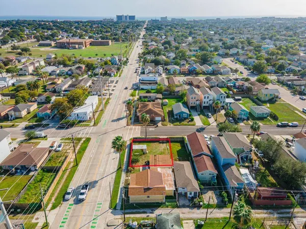 5302 Avenue L, Galveston, TX 77551