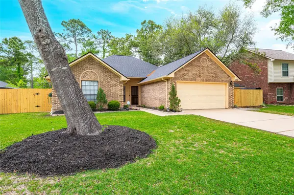 3812 Amanda DR, Dickinson, TX 77539