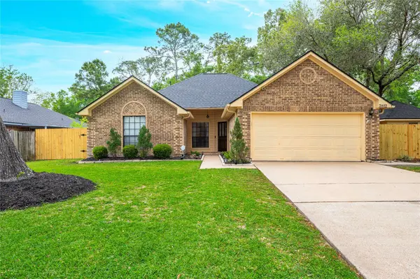 3812 Amanda DR, Dickinson, TX 77539