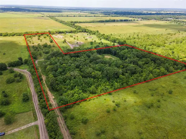 800 Private Road 60406, Dayton, TX 77535