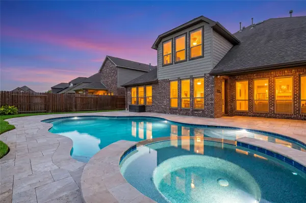 2328 Majestic Fairway LN, League City, TX 77573