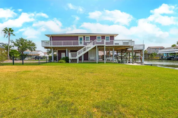 0000 Coral WAY, Tiki Island, TX 77554