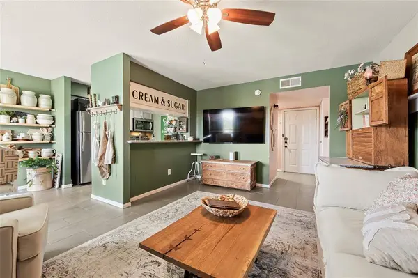 18511 Egret Bay BLVD #108, Webster, TX 77058