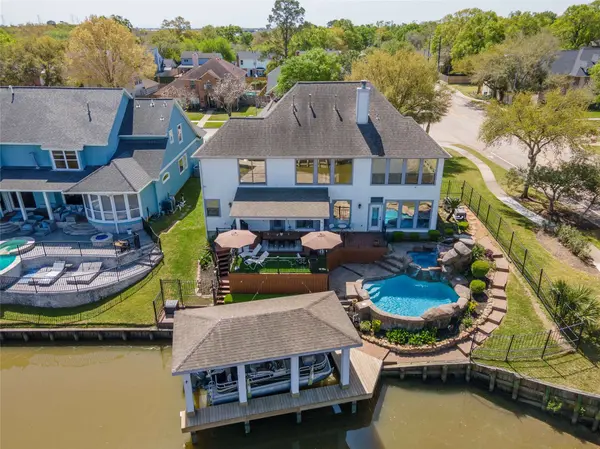 2534 De Four TRCE, Seabrook, TX 77586