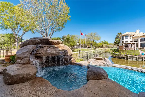 2534 De Four TRCE, Seabrook, TX 77586