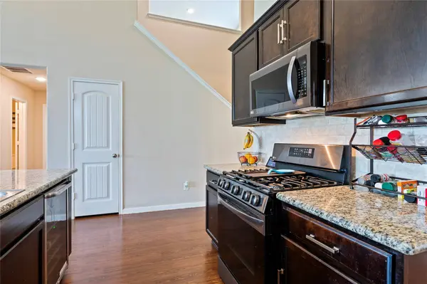 9906 Bezeled Circle LN, Rosharon, TX 77583