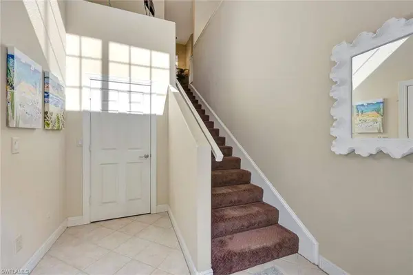 689 Vintage Reserve CIR #15D, Naples, FL 34119