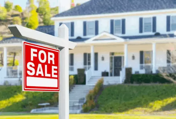 What It Really Costs to Buy a Home (Hint: It’s Not Just the Down Payment)