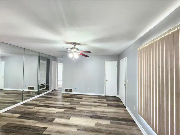 1906 W SKAGWAY AVE, Tampa, FL 33604