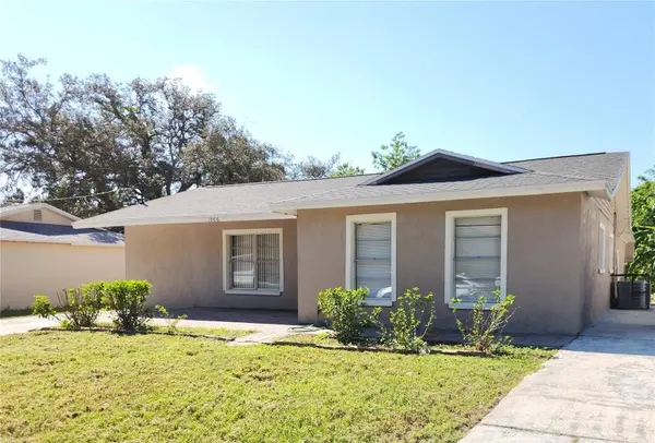 1906 W SKAGWAY AVE, Tampa, FL 33604