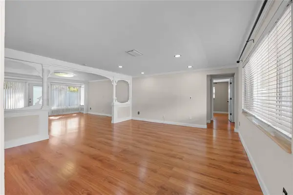 813 DRUID HILLS RD, Temple Terrace, FL 33617