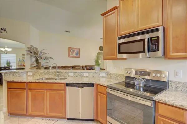 4834 HAVILLAND DR, Mount Dora, FL 32757