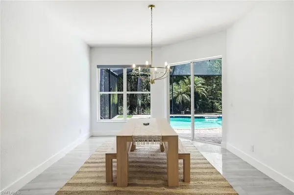 6072 Highwood Park CT, Naples, FL 34110