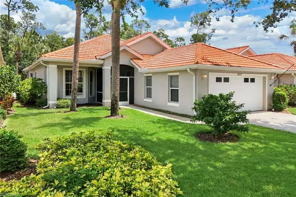 6072 Highwood Park CT, Naples, FL 34110