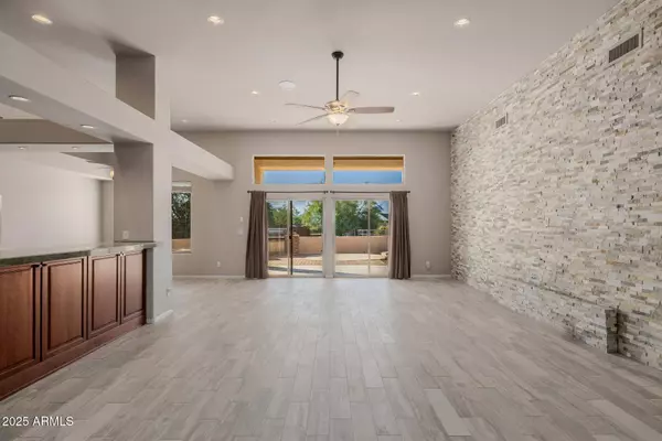 1916 E Primrose Path, Phoenix, AZ 85086