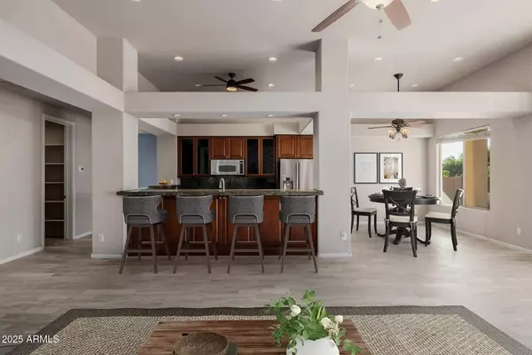 1916 E Primrose Path, Phoenix, AZ 85086