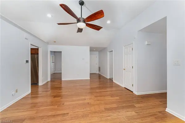 36 Brandy DR, Greensboro, NC 27409