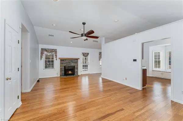 36 Brandy DR, Greensboro, NC 27409